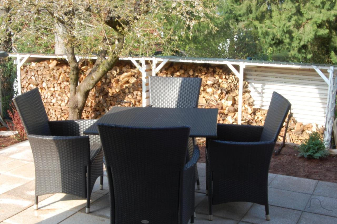 Wohnung Mit Kamin Terrasse Und Grill In Der Naehe Von Nuernberg Burgthann Екстер'єр фото